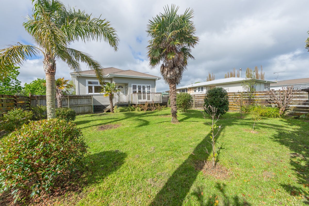 45A Parakai Avenue, Parakai, Helensville - Carousel 1