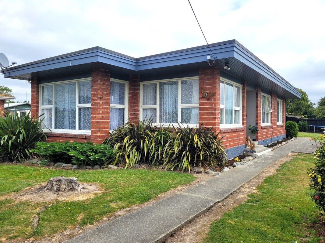 49 Wilkin Street, Temuka - Carousel 1
