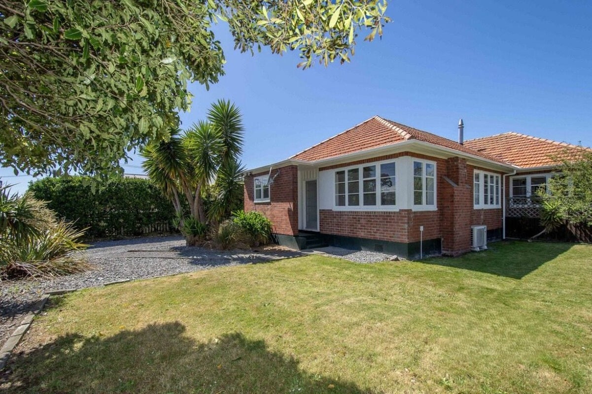 1 Hobson Street, Woolston, Christchurch - Carousel 1