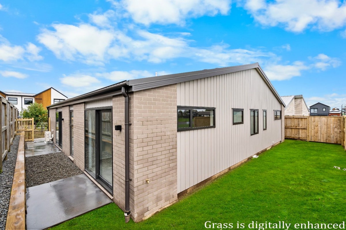 27 Cogar Terrace, Chartwell, Hamilton - Carousel 16