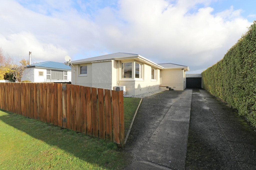 464 Racecourse Road, Hargest, Invercargill - Carousel 1