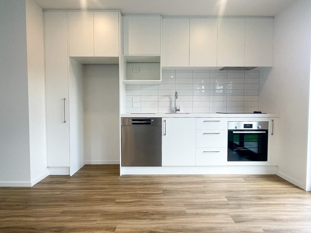 3/14 Moule Street, Addington, Christchurch - Carousel 2