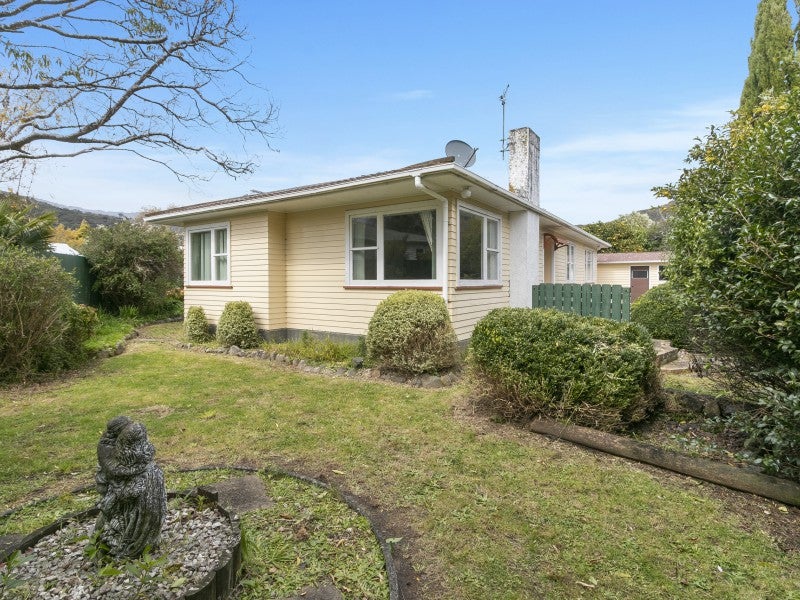 48 Wood Street, Wainuiomata, Lower Hutt - Carousel 20