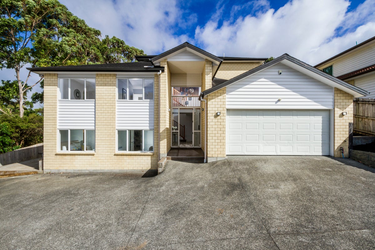 83 Hugh Green Drive, Pinehill, Auckland - Carousel 1