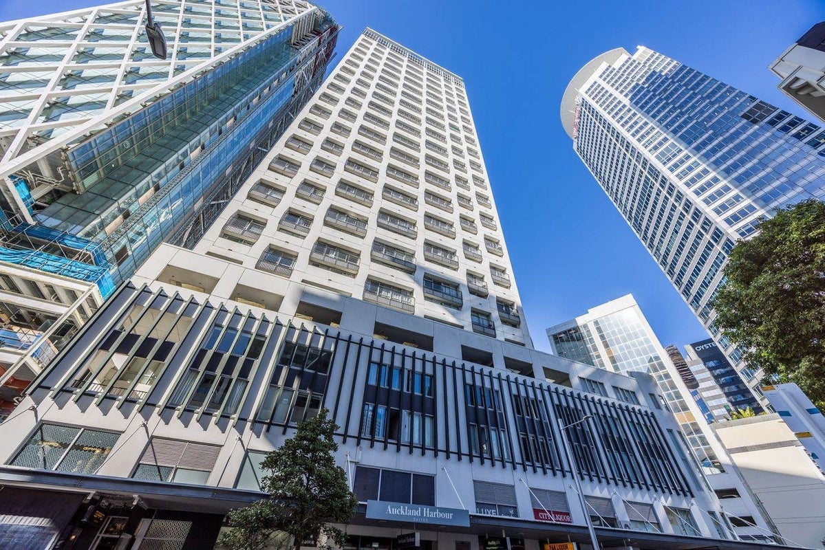 2J/16 Gore Street, Auckland Central, Auckland - Carousel 12