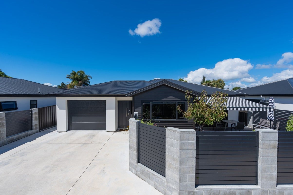 8A Avenue Road, Greenmeadows, Napier - Carousel 2