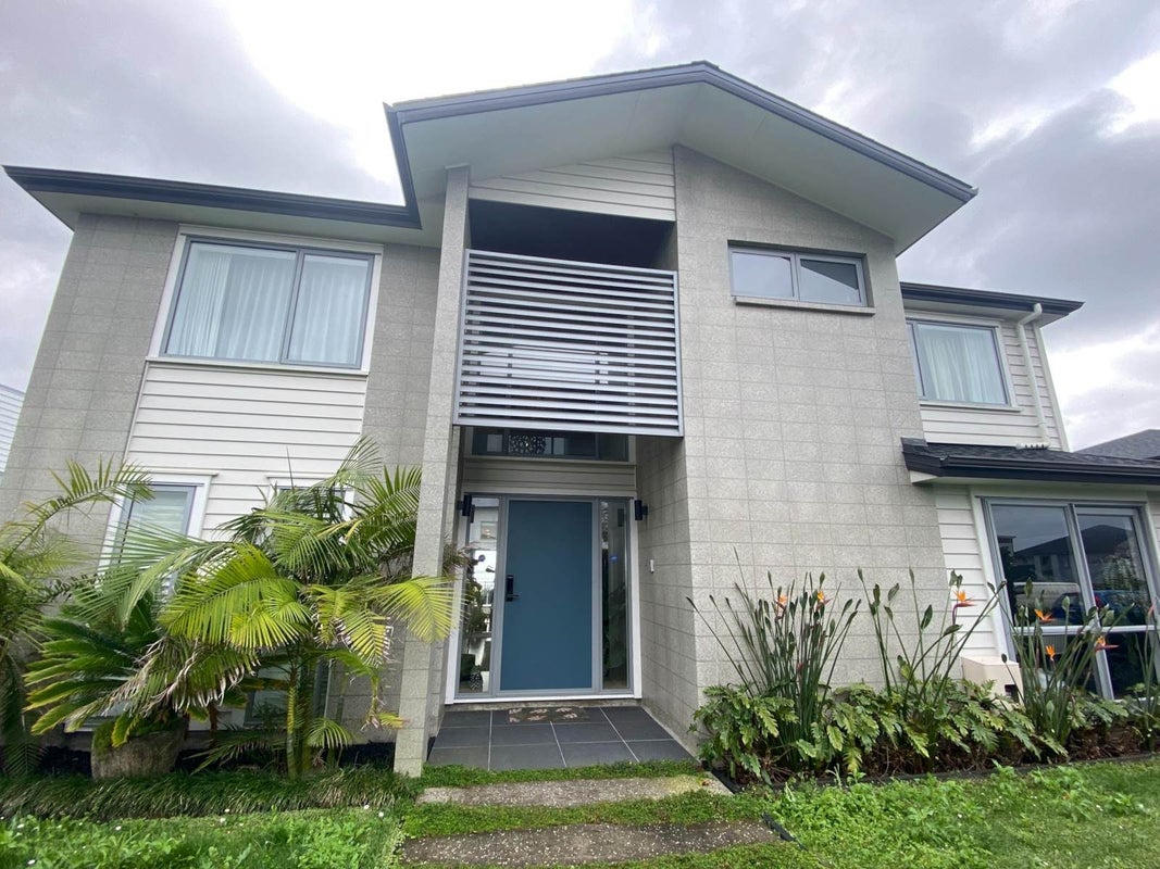 35 Te Oneroa Way, Long Bay, Auckland - Carousel 1