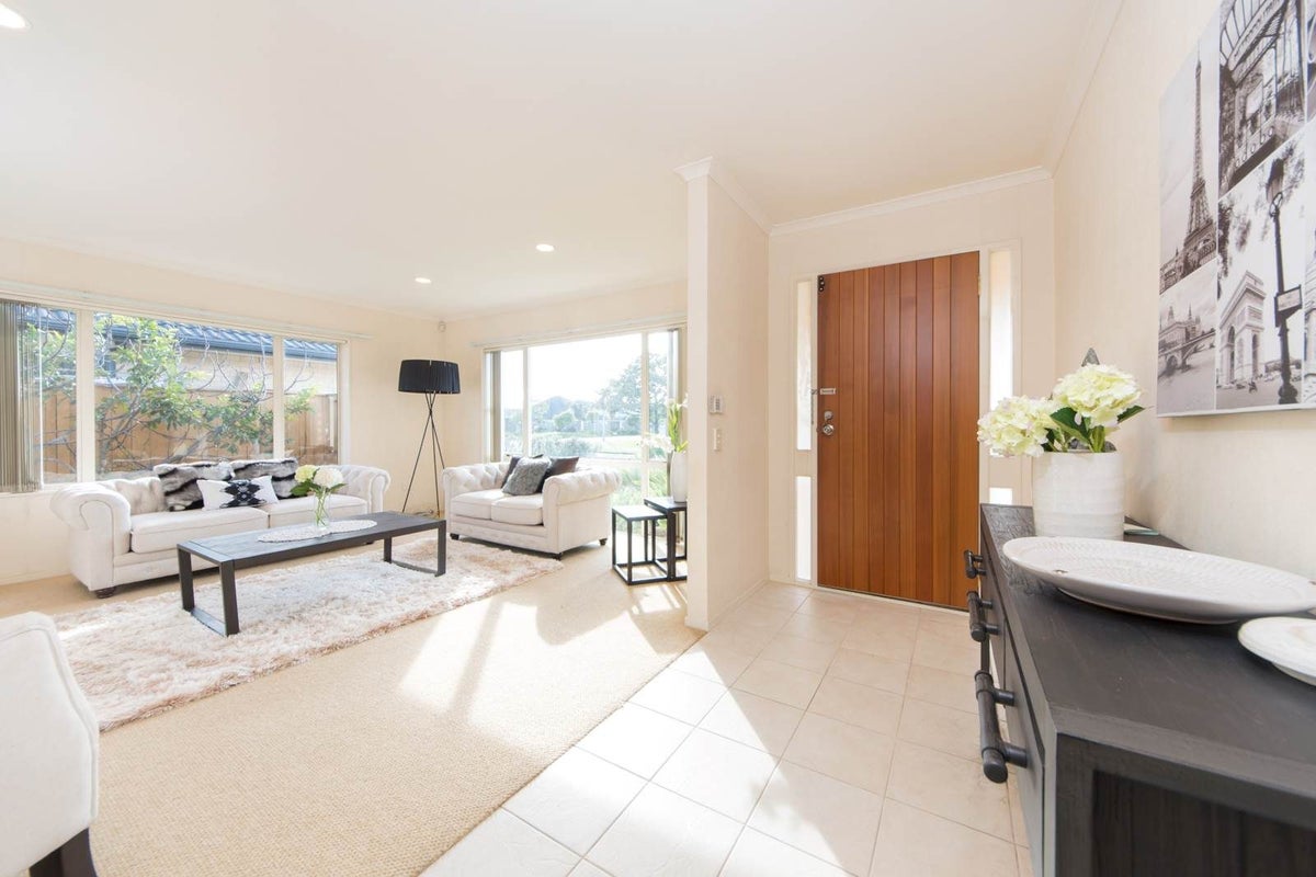 18 Rialto Court, East Tamaki Heights, Auckland - Carousel 2