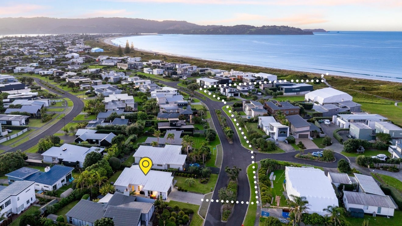 52 Paraoa Crescent, Warkworth - Carousel 2