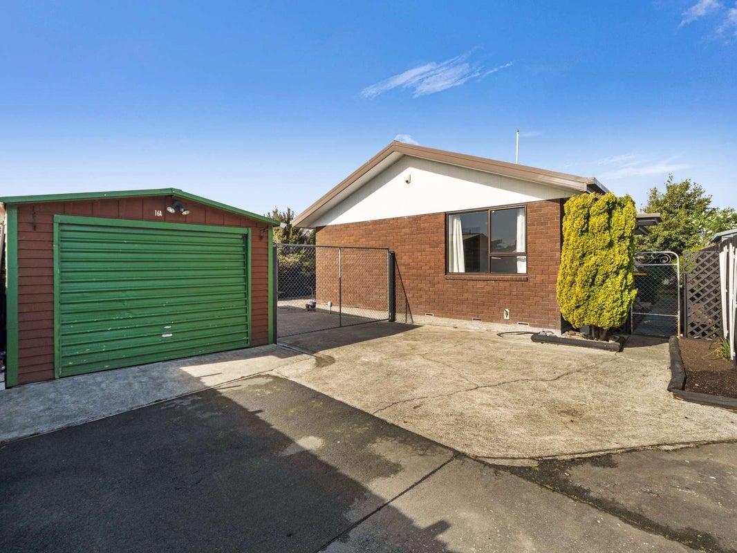 16A Glenbyre Place, Bromley, Christchurch - Carousel 1