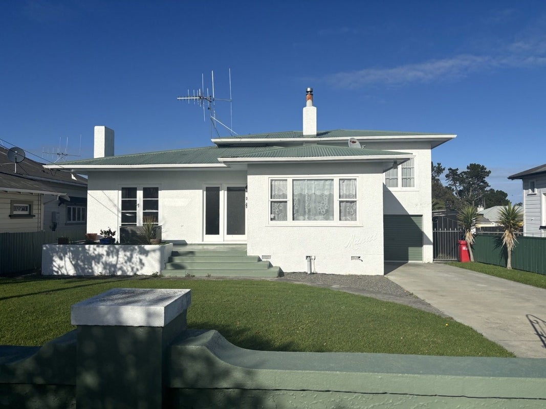 46 Maxwell Avenue, Durie Hill, Whanganui - Carousel 1