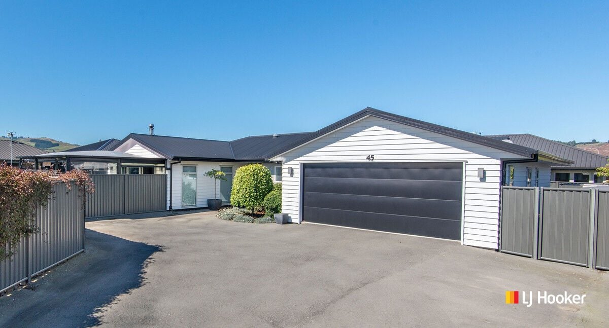 45 Silver Springs Boulevard, Mosgiel, Mosgiel - Carousel 1