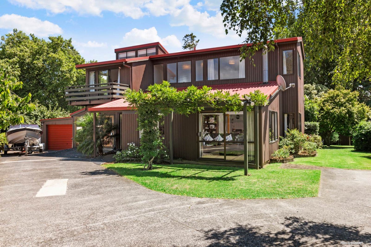 141 Motatau Road, Papatoetoe, Auckland - Carousel 1