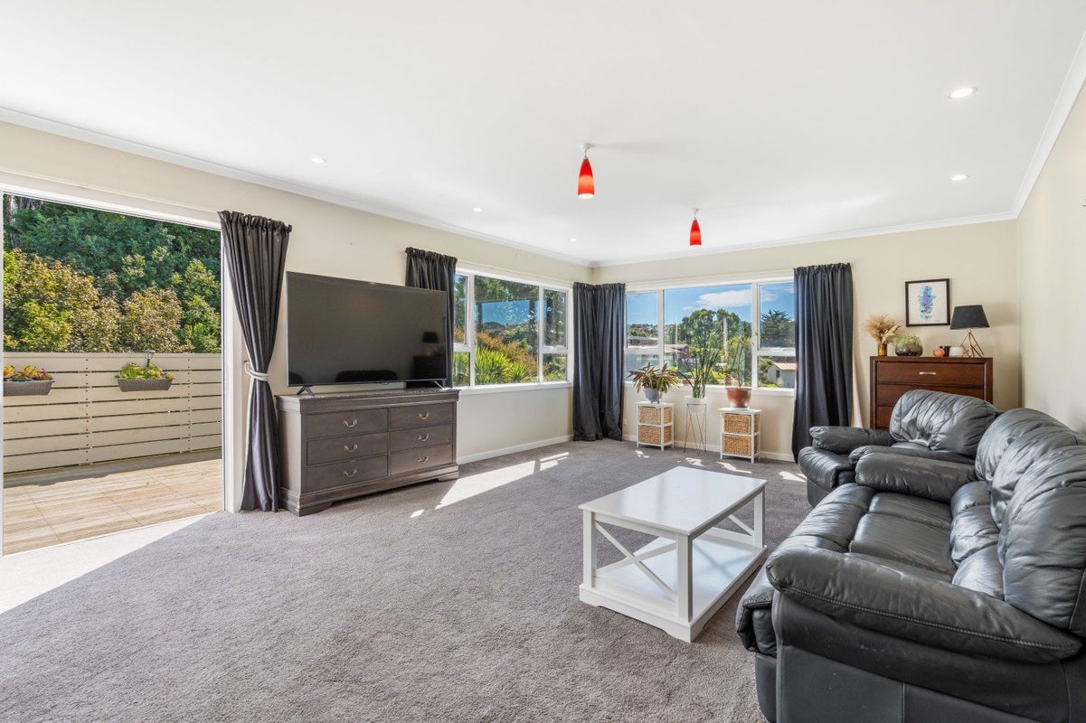 37 Duckworth Street, Andersons Bay, Dunedin - Carousel 2