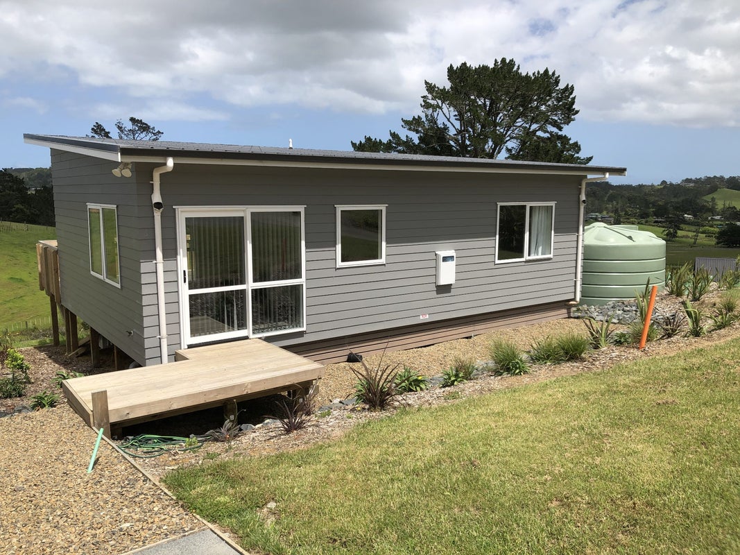 5A Aurea Avenue, Pakuranga, Auckland - Carousel 1
