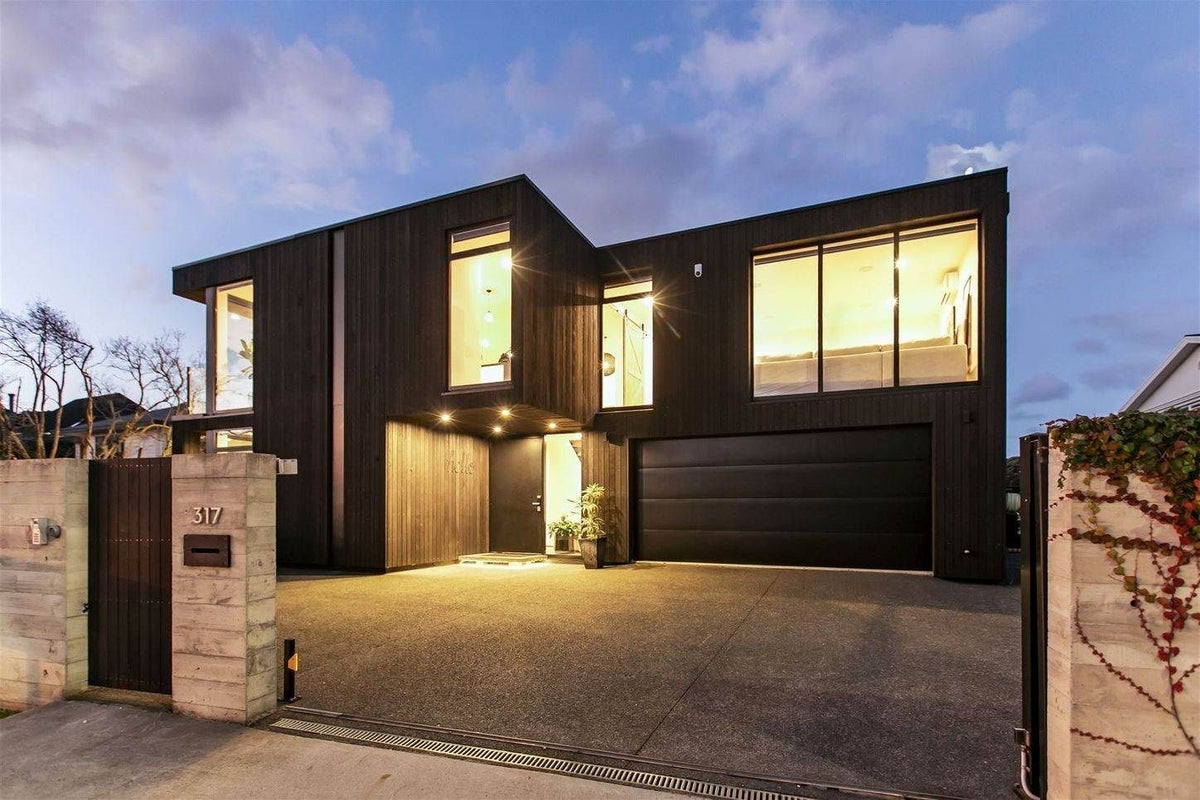 317 Beach Road, Campbells Bay, Auckland - Carousel 2