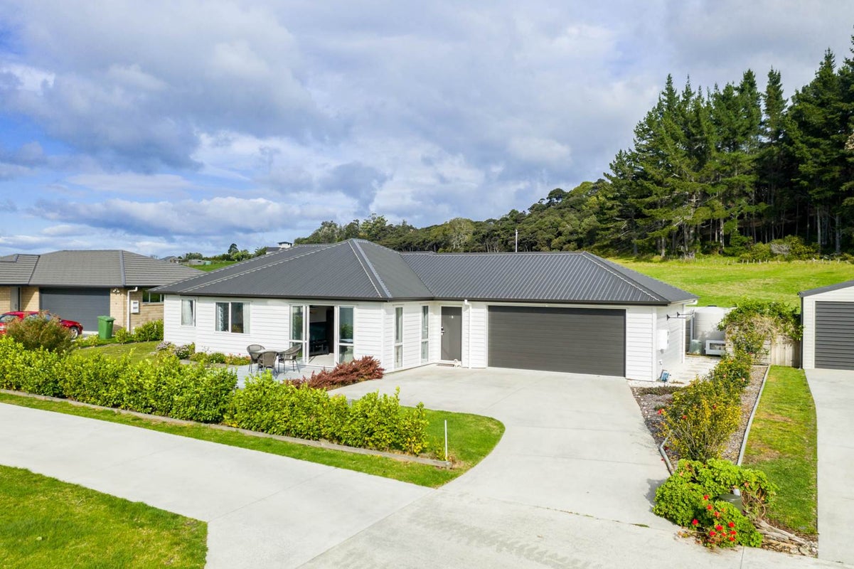 33 Anchorage Road, Mangawhai Heads, Mangawhai - Carousel 2