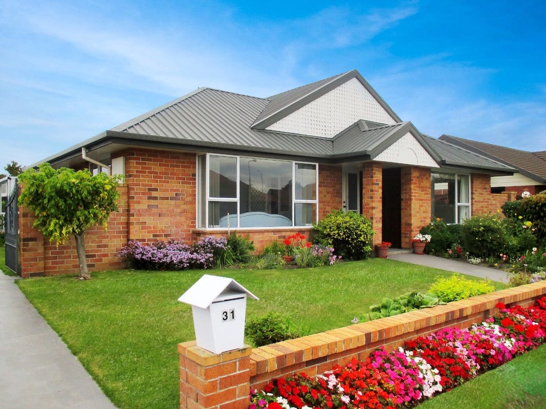 31 Ben Nevis Drive, Broomfield, Christchurch - Carousel 1