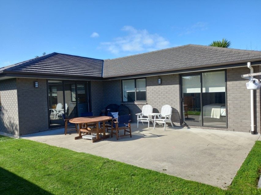 124A Seaview Road, Westown, New Plymouth - Carousel 6