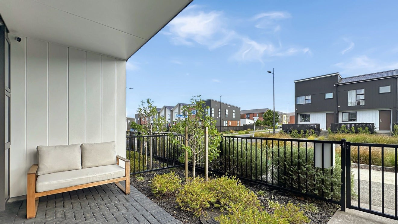 29 Manarini Road, Westgate, Auckland - Carousel 2