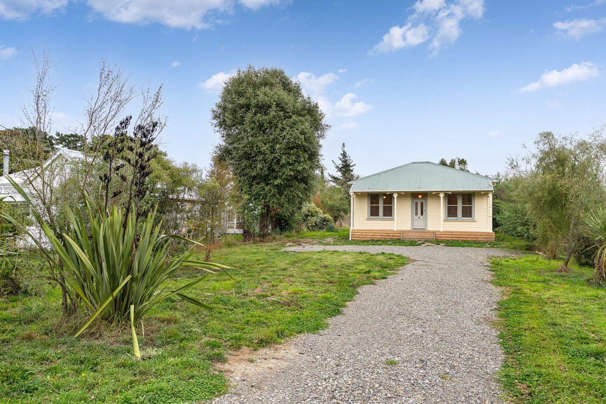 75 Oxford Street, Lansdowne, Masterton - Carousel 1
