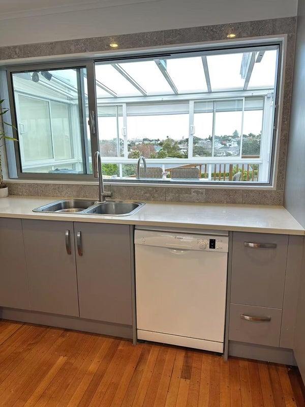 26 Waimana Avenue, Northcote Point, Auckland - Carousel 24