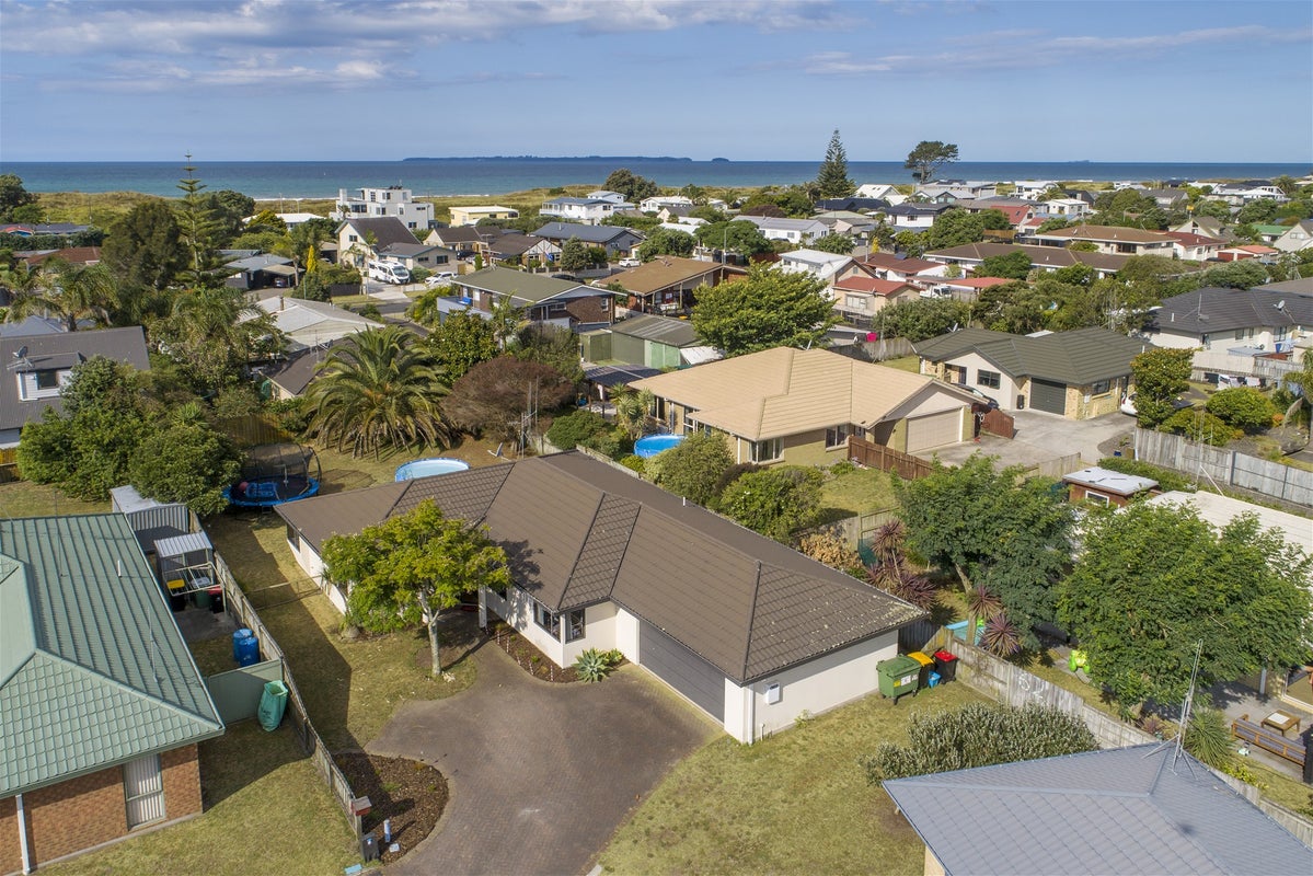 89 Katerini Grove, Papamoa Beach, Papamoa - Carousel 2