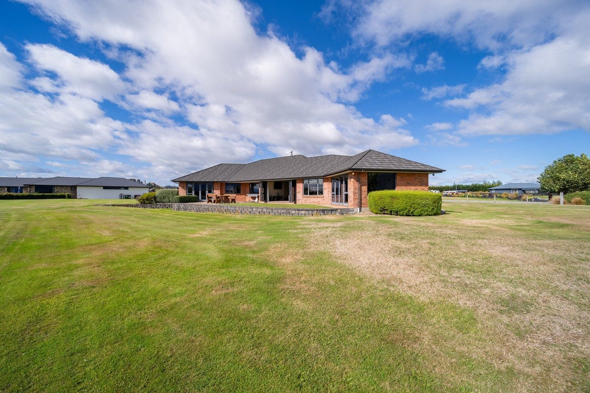 24 Oraka Street, Te Anau, Te Anau - Carousel 36