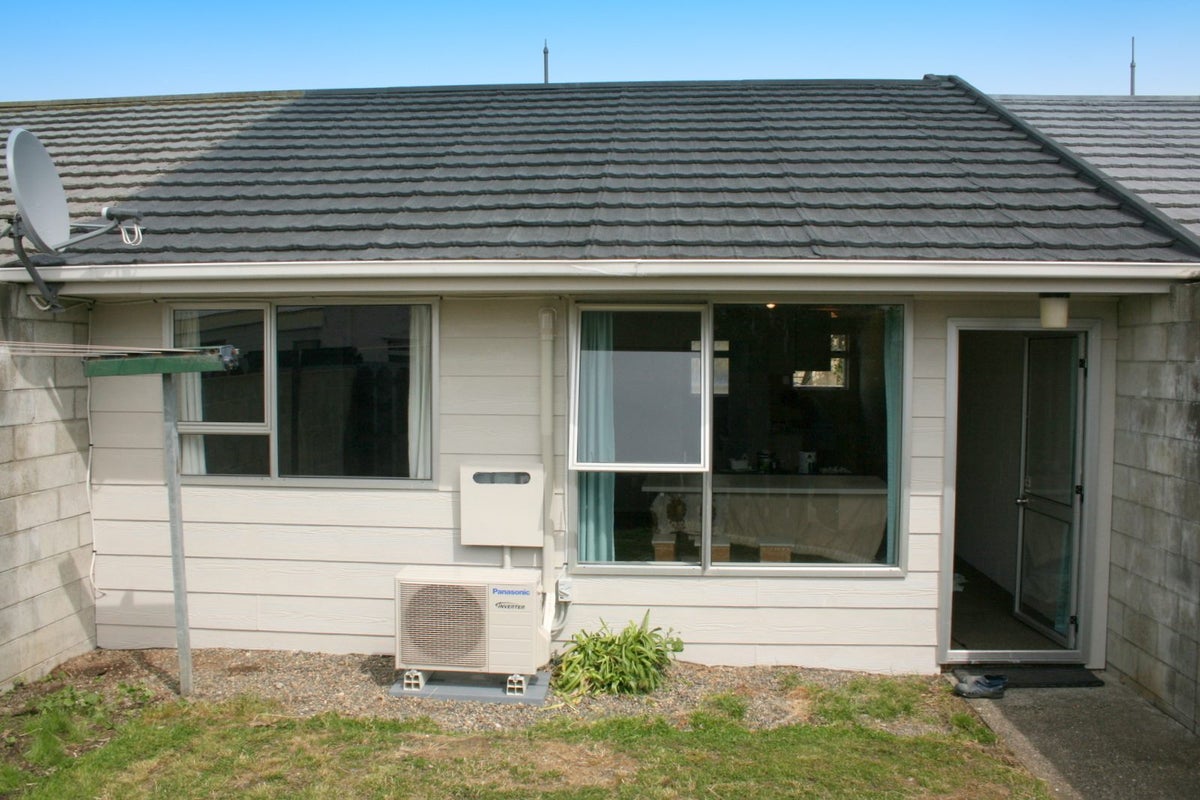 2/163 Bowmont Street, Appleby, Invercargill - Carousel 1