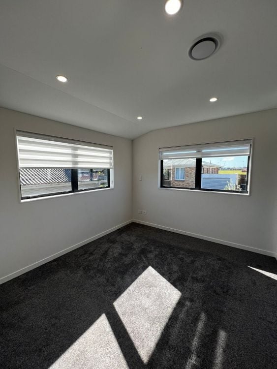 14 Shahkot Way, Papatoetoe, Auckland - Carousel 2