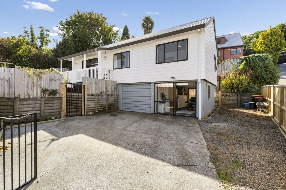 25B Meander Drive, Welcome Bay, Tauranga - Carousel 2