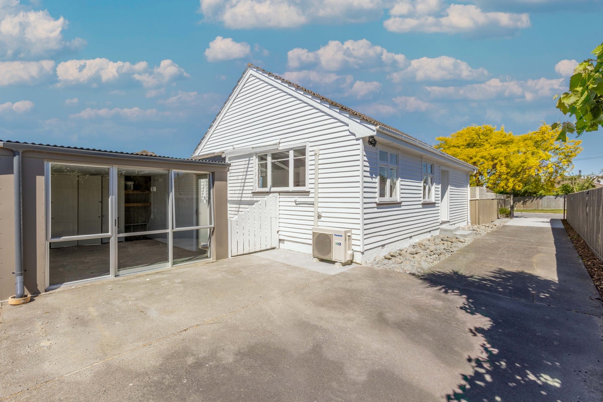 1/121 Baker Street, New Brighton, Christchurch - Carousel 15