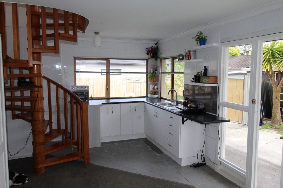 232 Birkdale Road, Birkdale, Auckland - Carousel 2