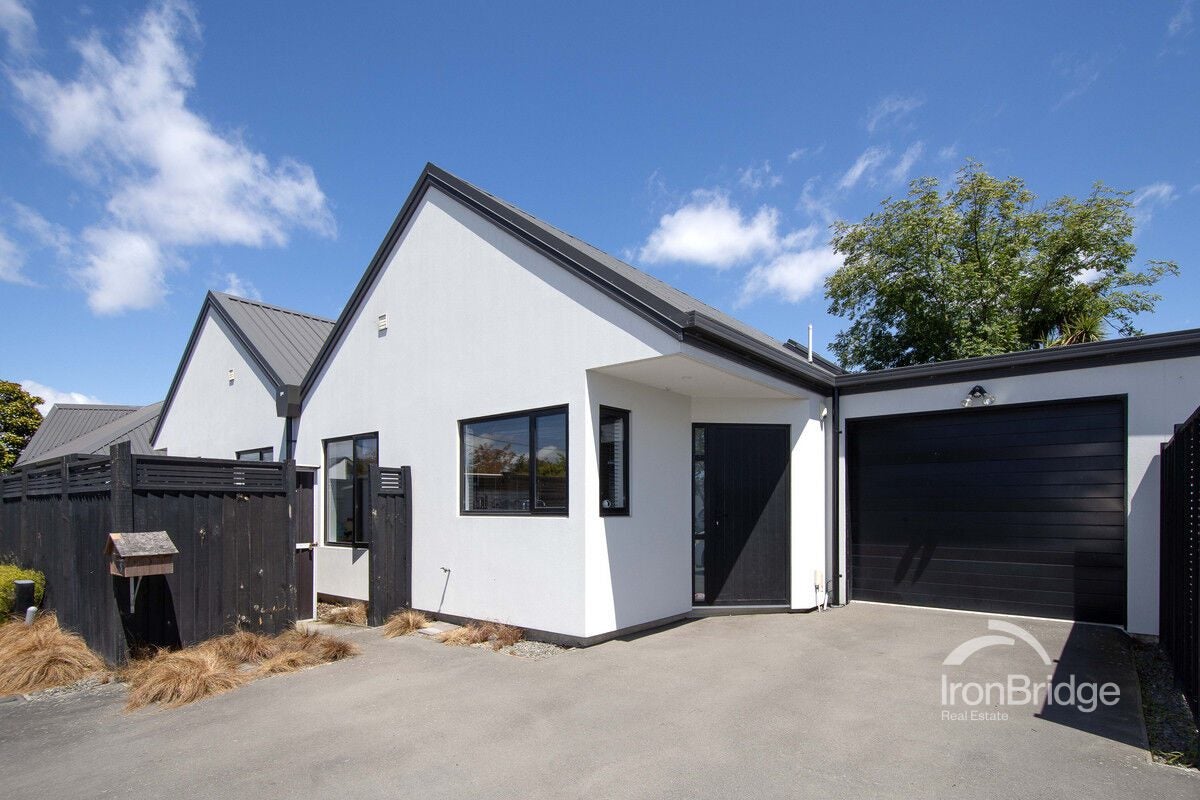 5 Allard Street, Edgeware, Christchurch - Carousel 1