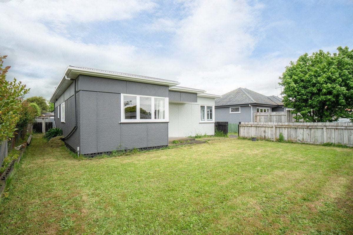 23 Glasgow Street, Takaro, Palmerston North - Carousel 14
