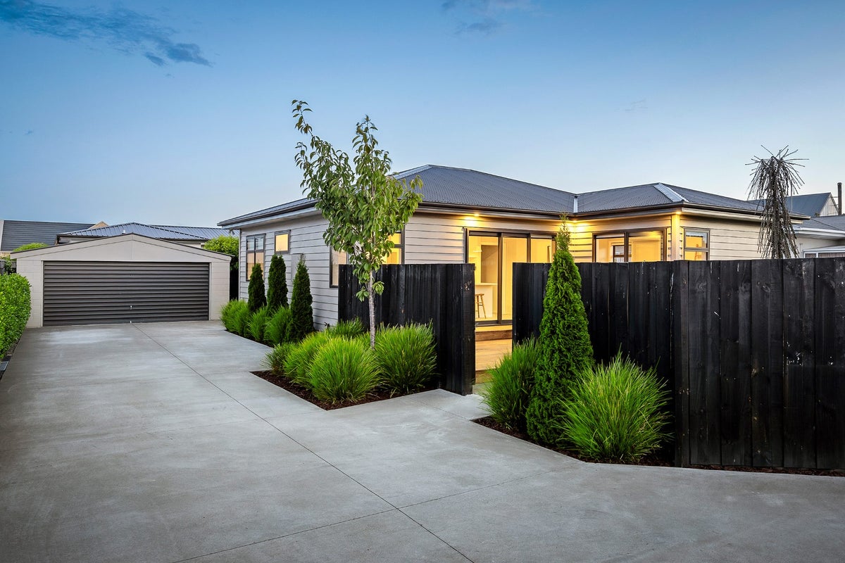 484 Greers Road, Bishopdale, Christchurch - Carousel 1