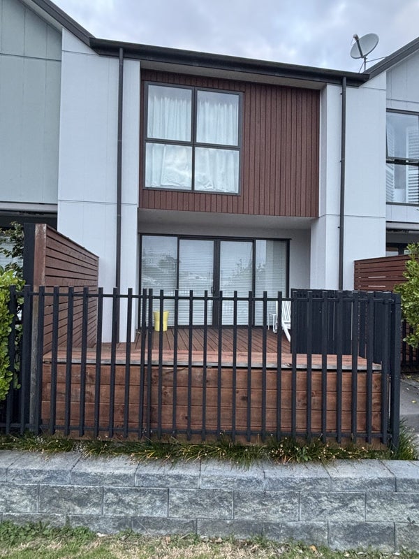 1A Paketai Lane, Beachlands, Auckland - Carousel 1