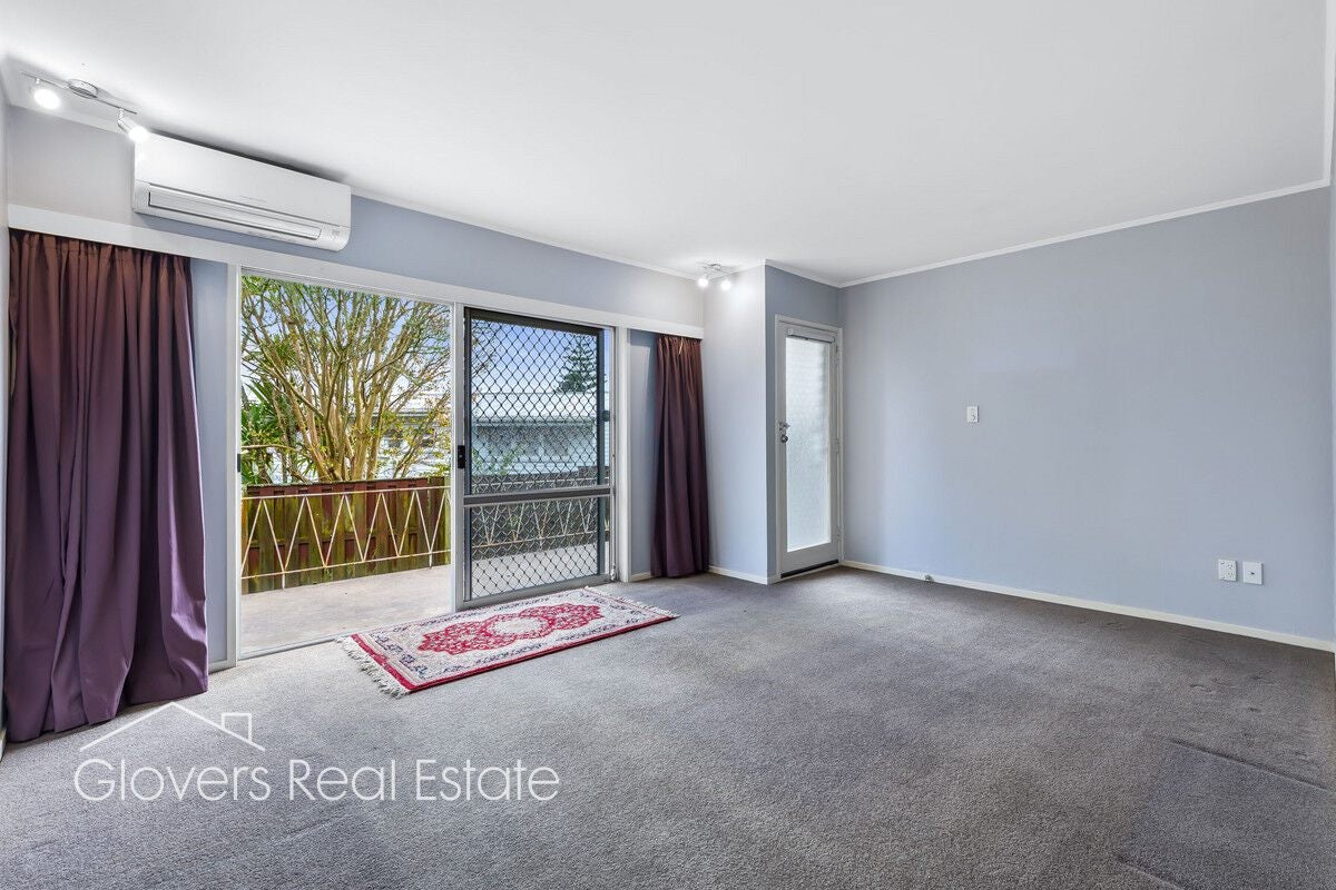 2/27 Poinsettia Place, Henderson, Auckland - Carousel 2
