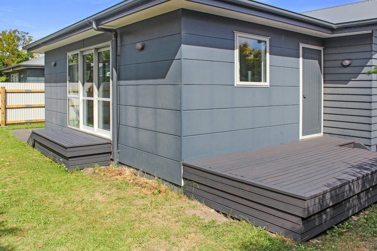 72A Springfield Road, St Albans, Christchurch - Carousel 11