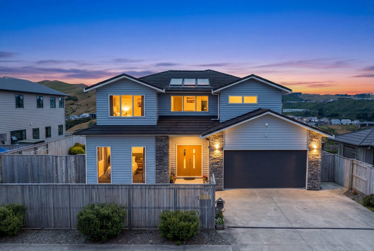 5 Trafford Terrace, Churton Park, Wellington - Carousel 1