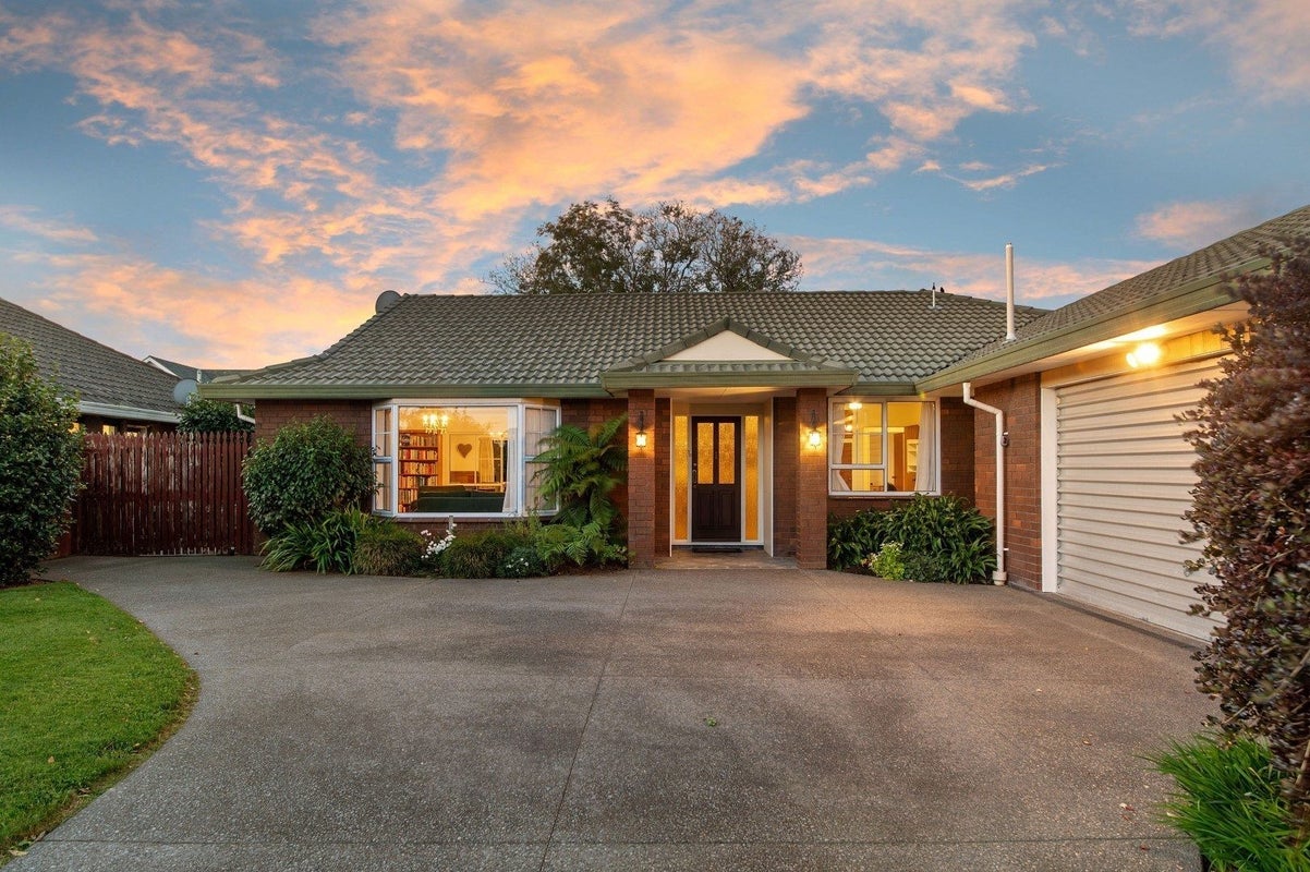 70 Westgrove Avenue, Avonhead, Christchurch - Carousel 1