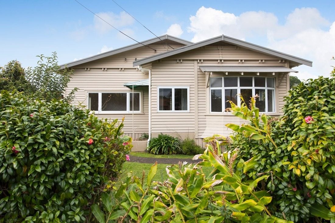 21 Oakley Avenue, Waterview, Auckland - Carousel 1