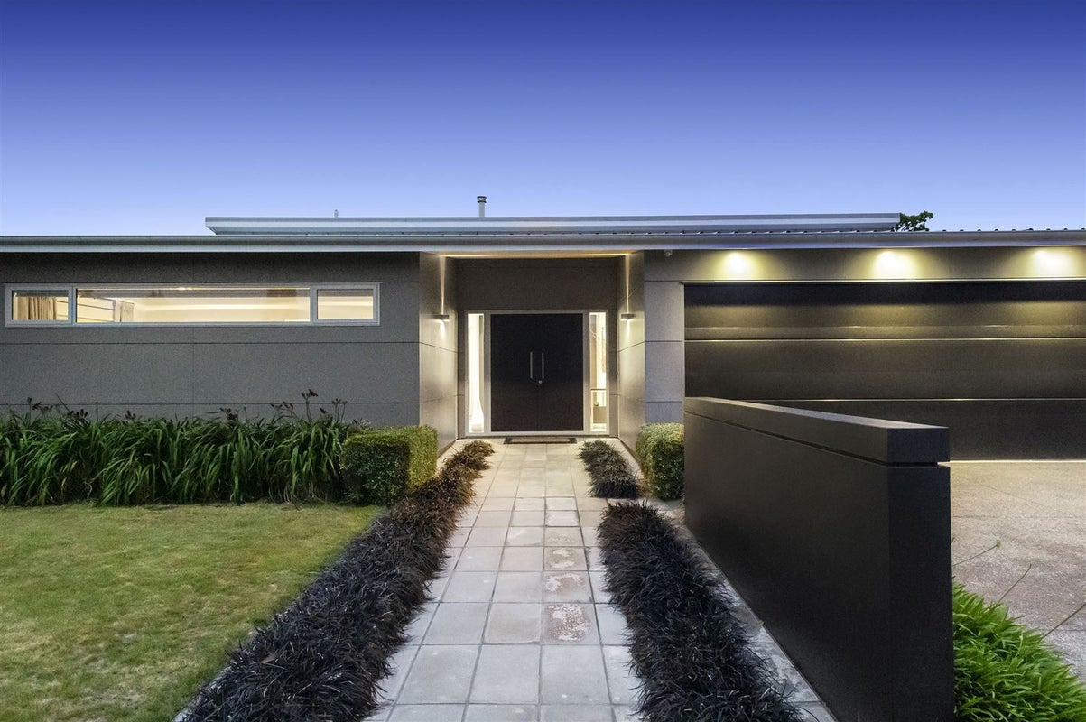 28 Ruby Avenue, Northwood, Christchurch - Carousel 1