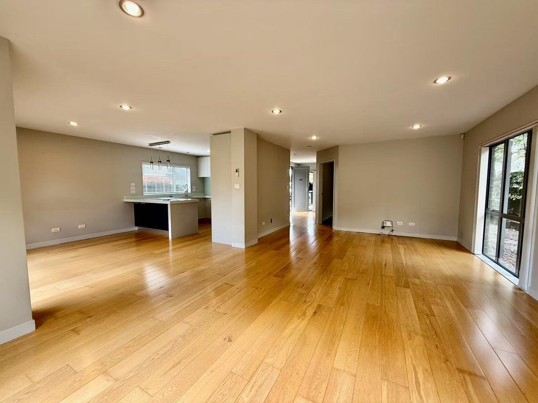 72B Malvern Road, Morningside, Auckland - Carousel 2