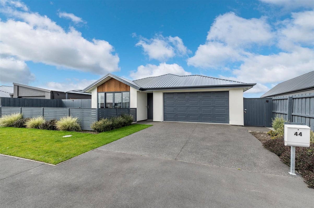 44 Blakes Road, Belfast, Christchurch - Carousel 1