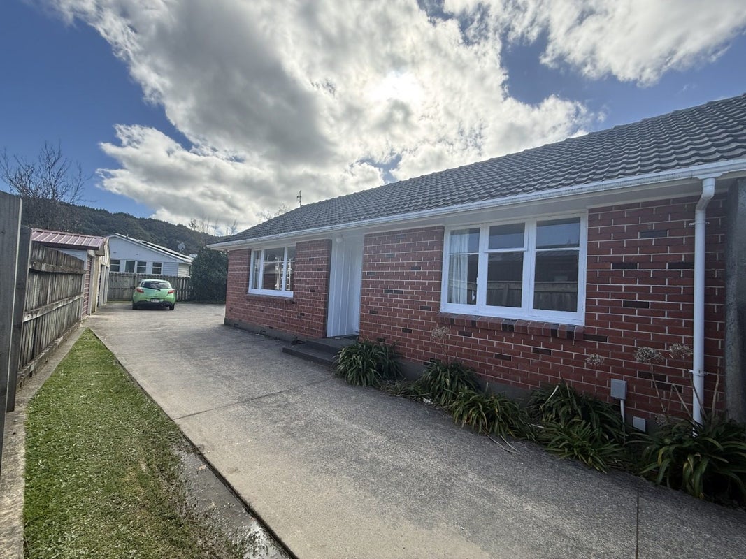 3/5 Ruahine Street, Trentham, Upper Hutt, Wellington - Carousel 2