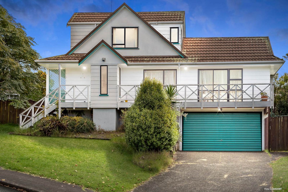 38 Marina View Drive, West Harbour, Auckland - Carousel 2