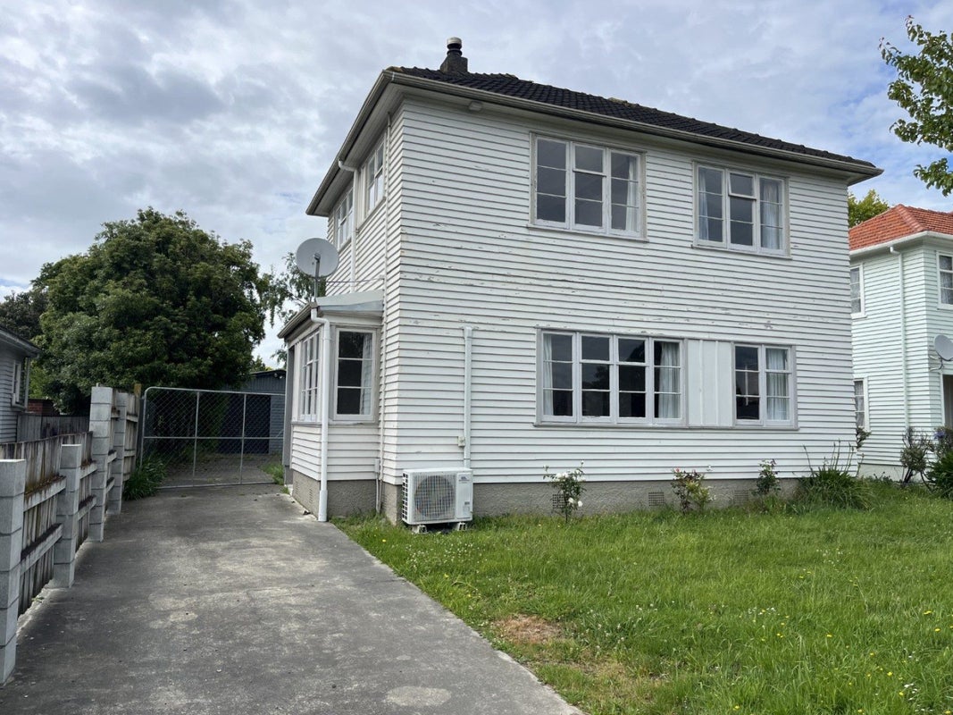 126 Rangiora Avenue, Roslyn, Palmerston North - Carousel 1