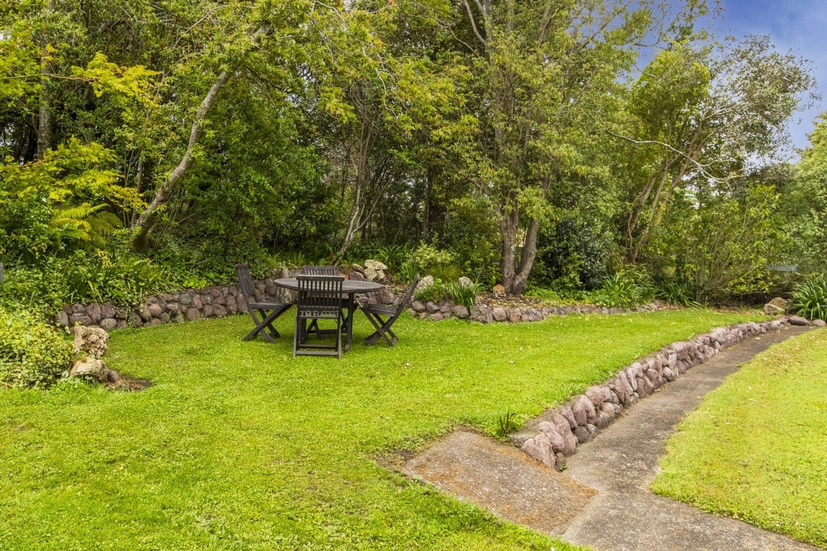 10 Tukituki Road, Ashley Clinton, Takapau - Carousel 1