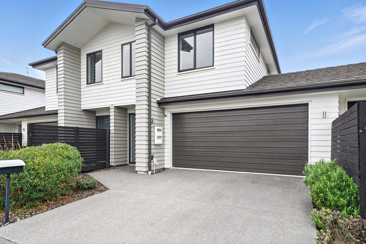 62 Gosling Crescent, Halswell, Christchurch - Carousel 2